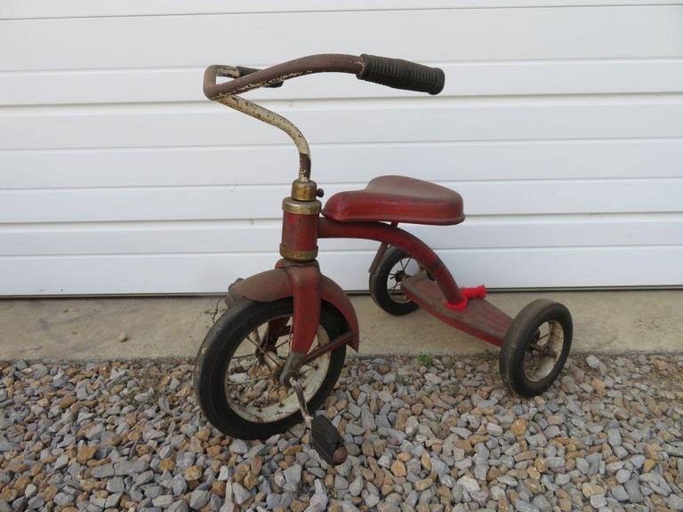 Auction Ohio 1940s Tricycle