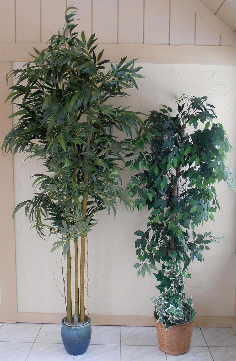 Auction Ohio Faux Floor Plants