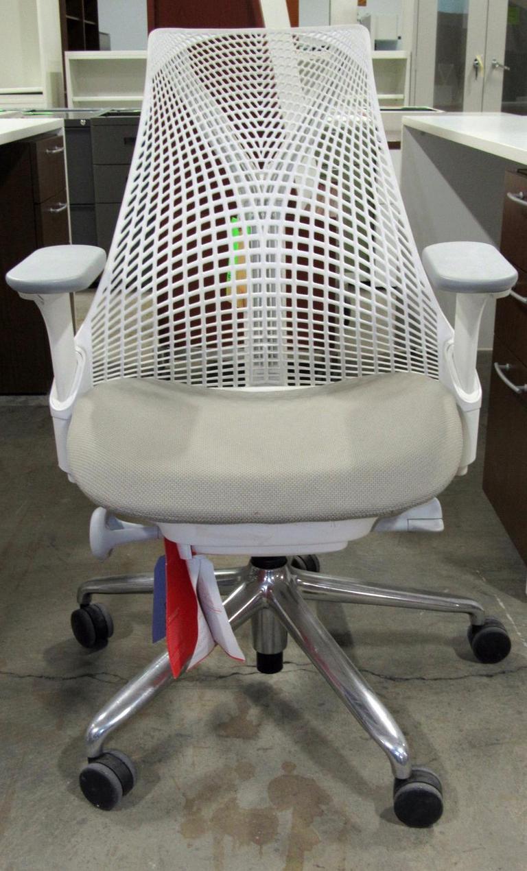 Auction Ohio Herman Miller Sayl Chair