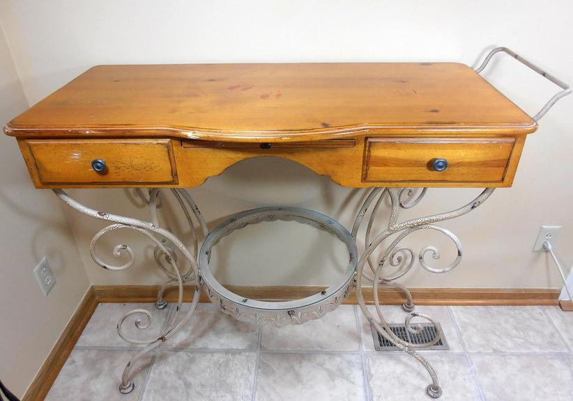 Auction Ohio Drexel Furniture Bar Sideboard