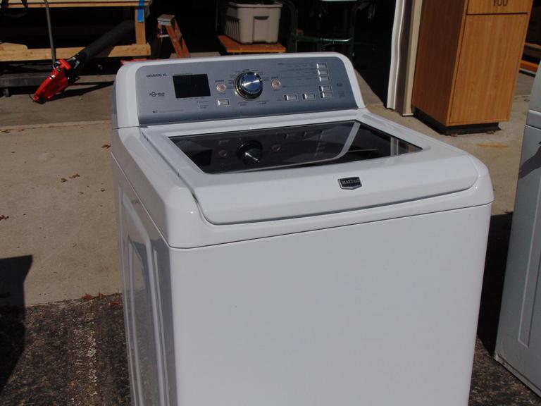 NEW!!! $700 Value Maytag Bravo Washer w/ SEE THROUGH Top Load Lid