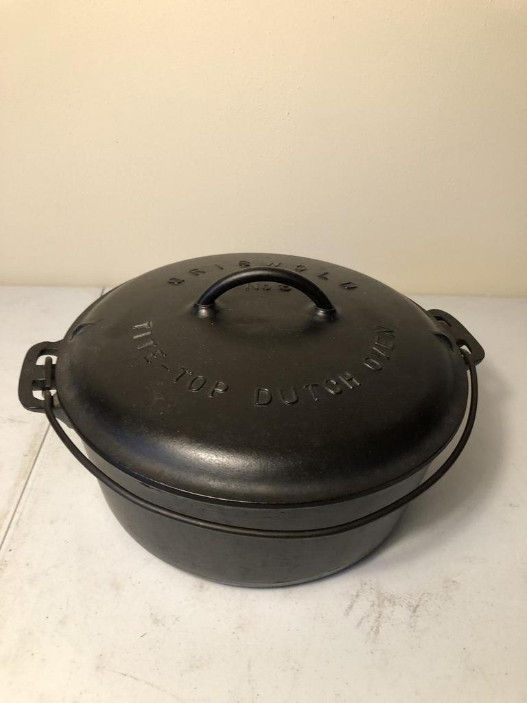 Griswold Cast Iron Tite-Top #8 Dutch Oven, No Lid - Ruby Lane