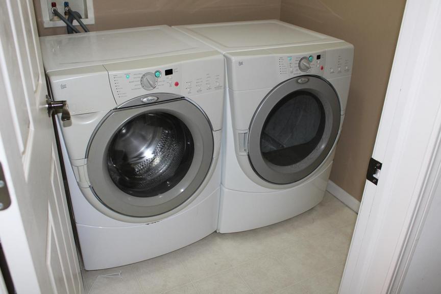 Whirlpool Duet Washer & Dryer