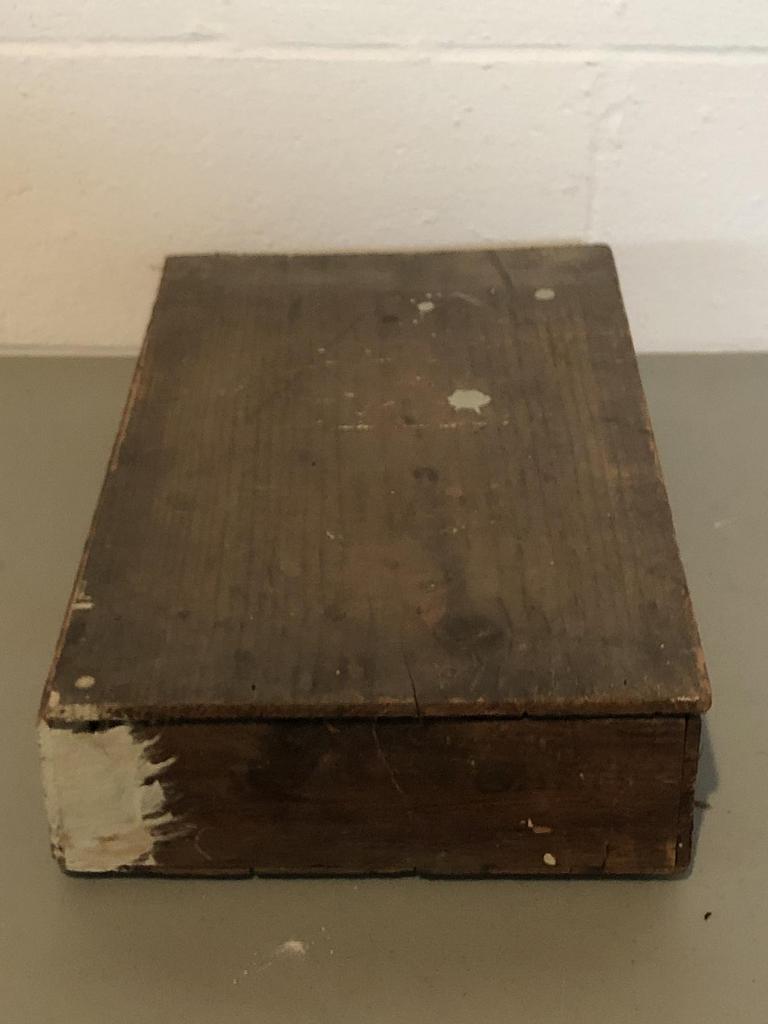 Antique erector set clearance in wooden box