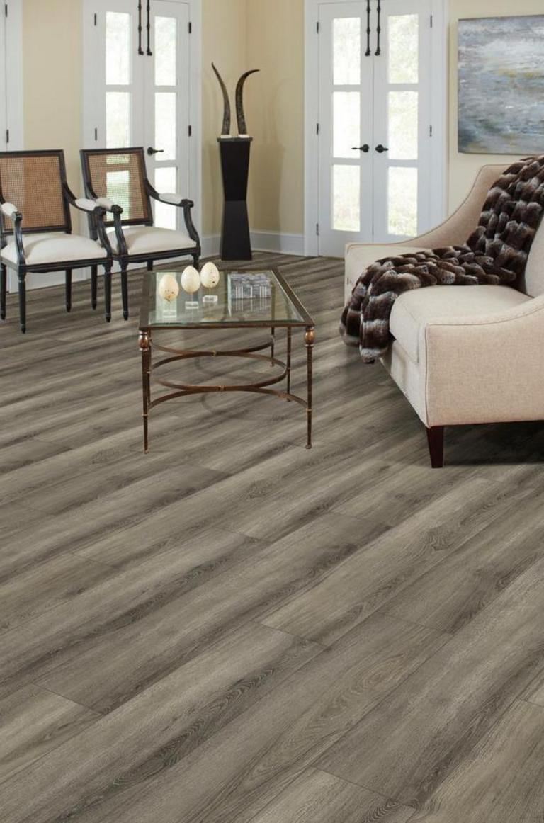 KUCHER OAK LAMINATE