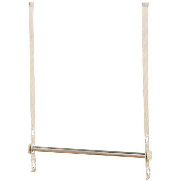 EXPANDABLE HANGING BAR
