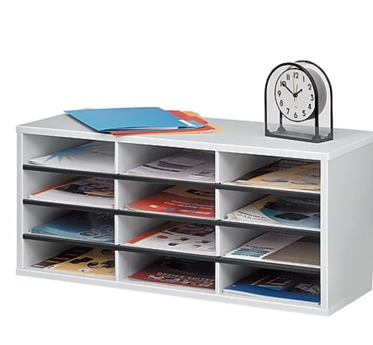 12-COMPARTMENT ORGANIZER