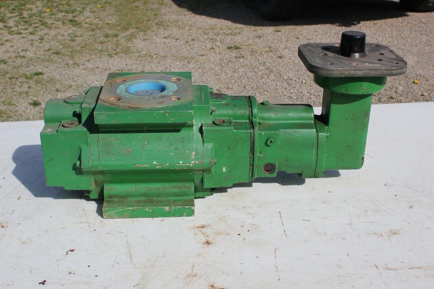 Auction Ohio Dresser Roots Meter