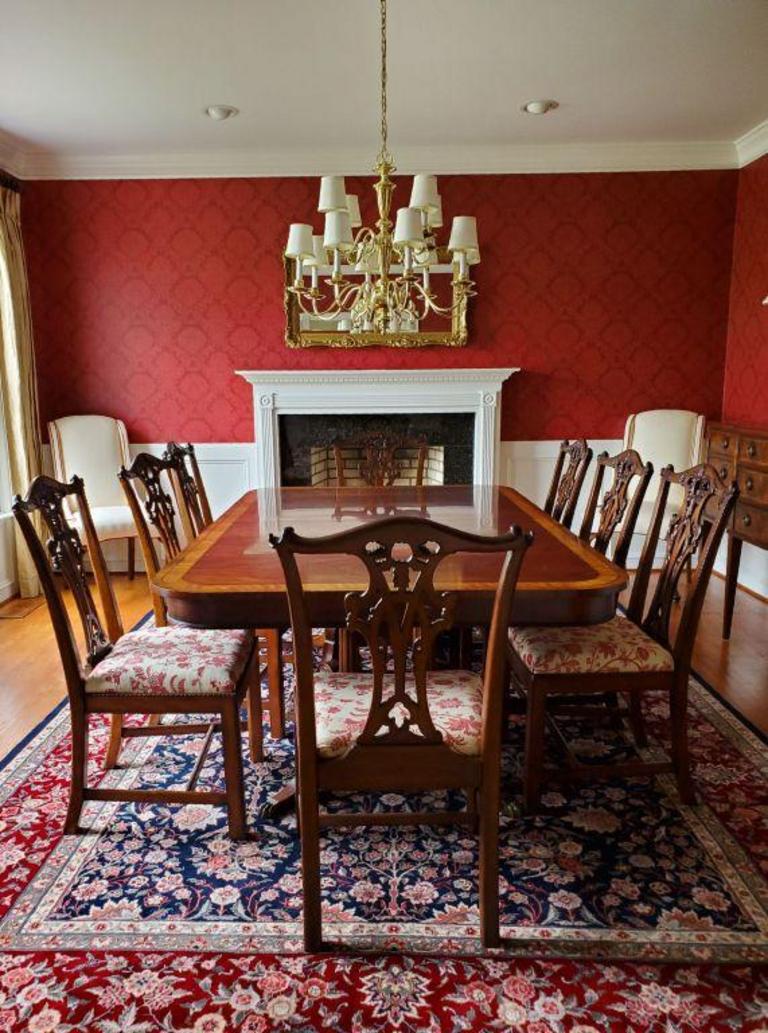 Henredon dining room table hot sale