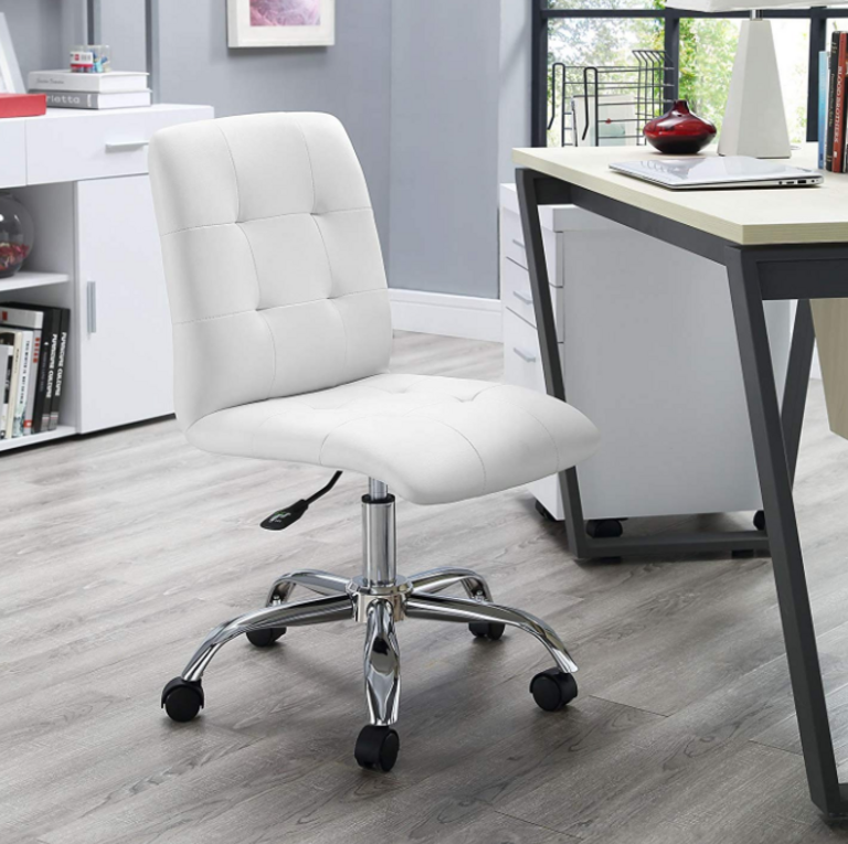 WHITE DESK CHAIR