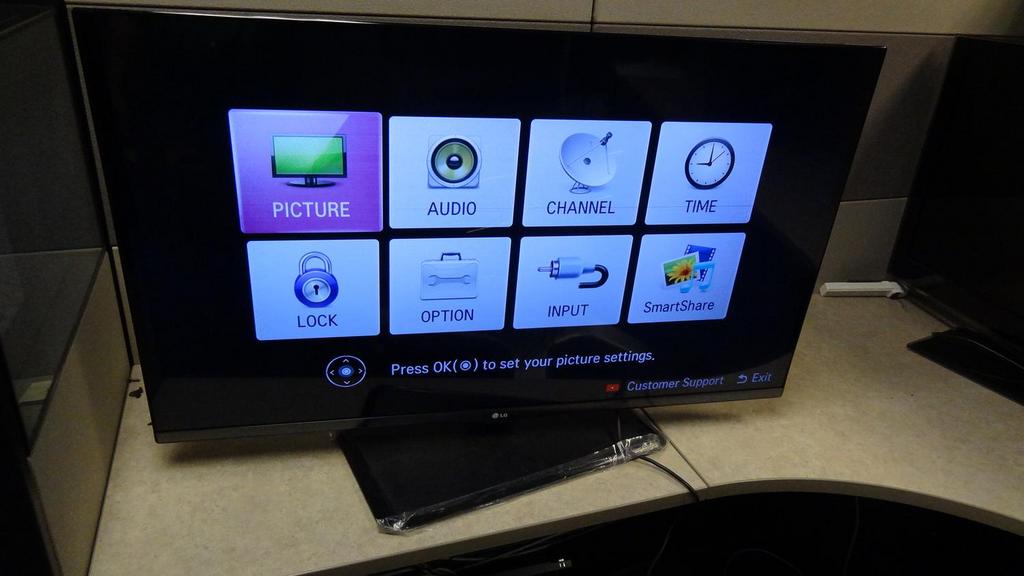 Auction Ohio LG Television