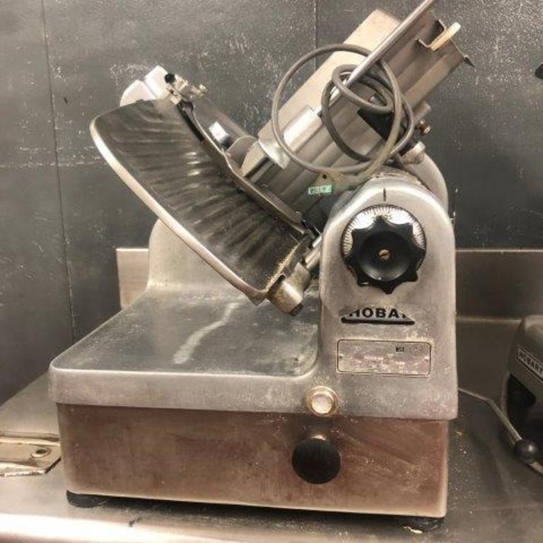 Auction Ohio Hobart 1712E Deli Slicer