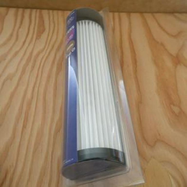 2 HOOVER VAC FILTERS