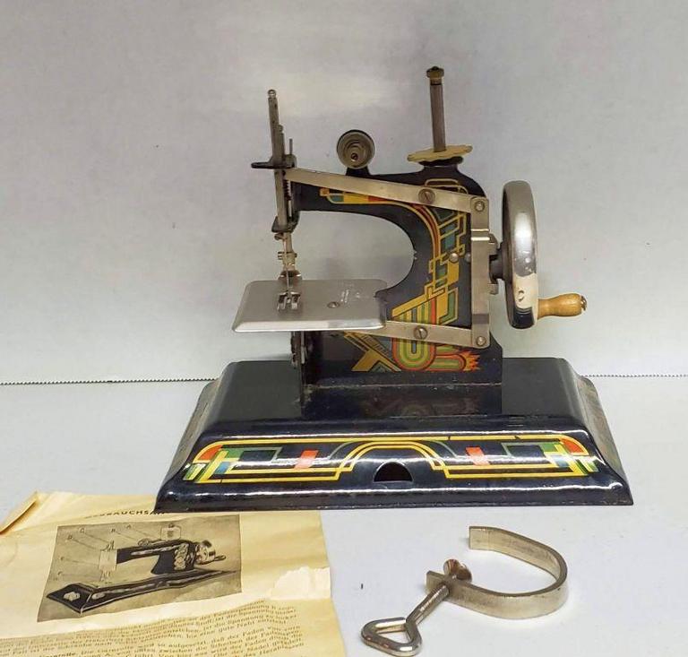 Auction Ohio German Sewing Machine