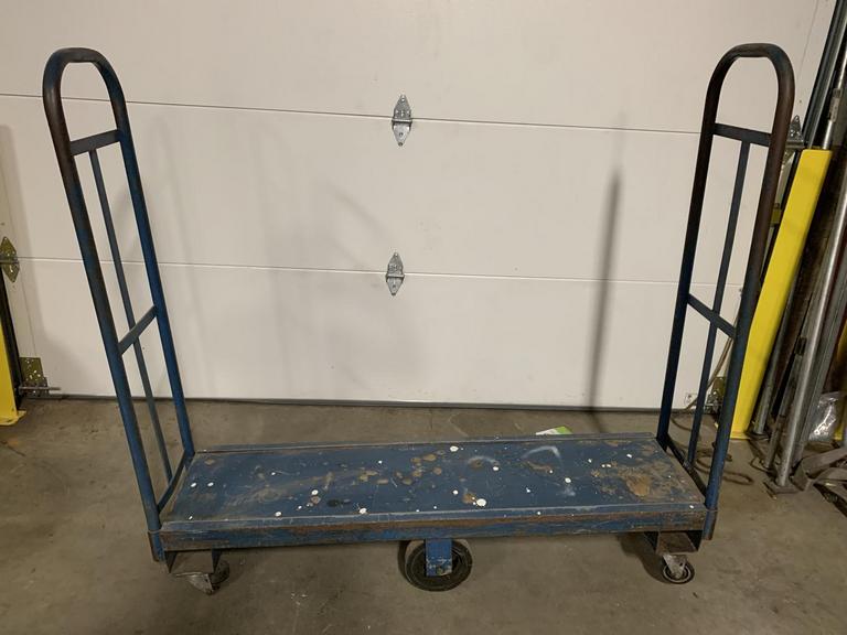 Auction Ohio UBoat platform truck