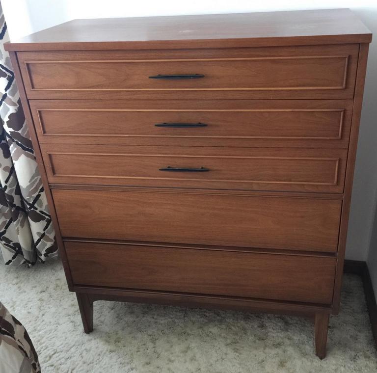 Auction Ohio Mid Century Dixie Chest