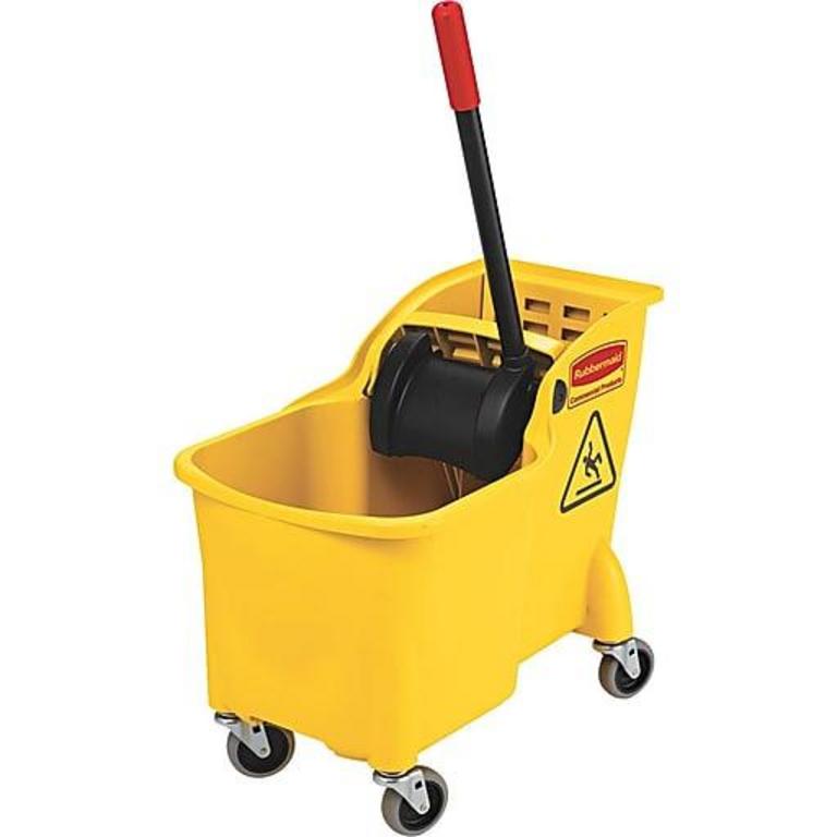 BUCKET AND WRINGER COMBO 31 QT