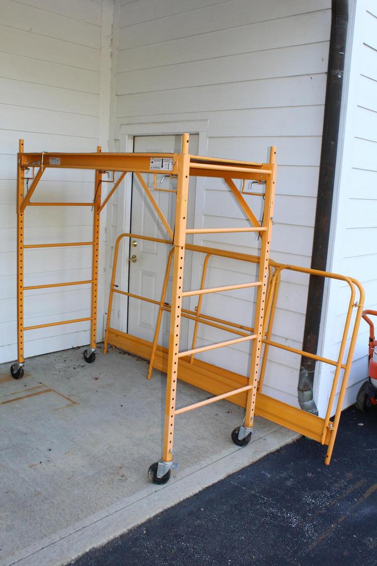 Auction Ohio | Portable Scaffolding