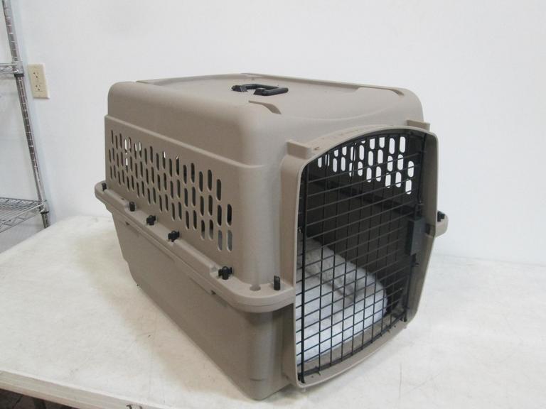 Auction Ohio Dog Kennel