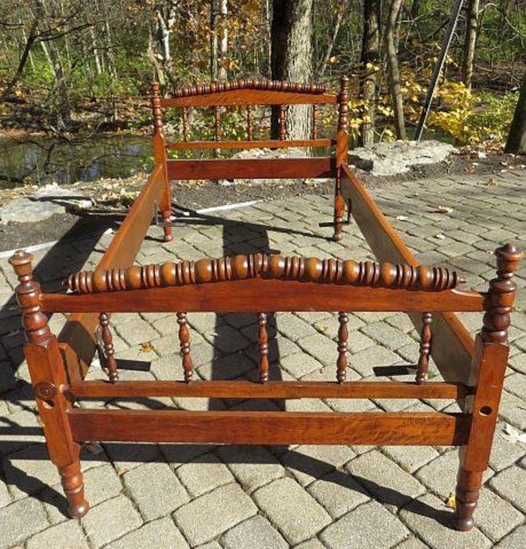Auction Ohio Antique Youth Bed