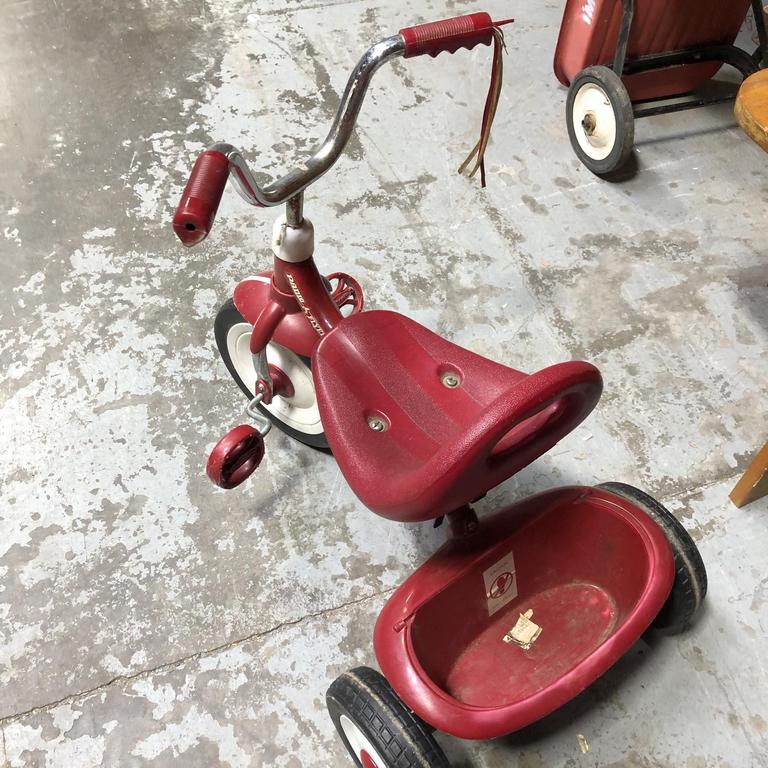 Auction Ohio RADIO FLYER TRICYCLE
