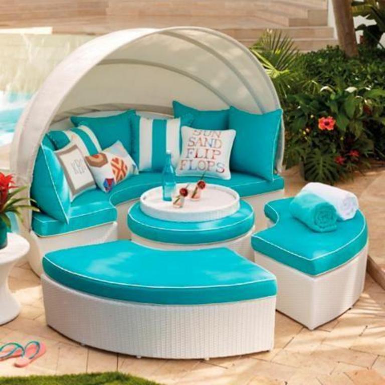 Auction Ohio Frontgate Day Bed