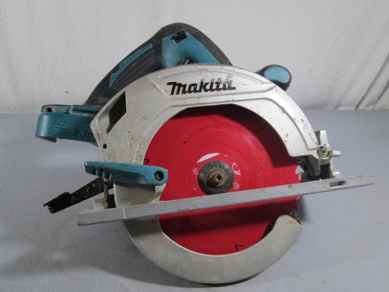 Auction Ohio Makita Circular Saw
