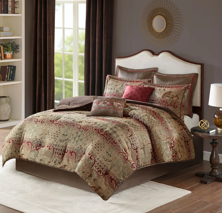 K/8-PC RED WYETH BEDDING SET