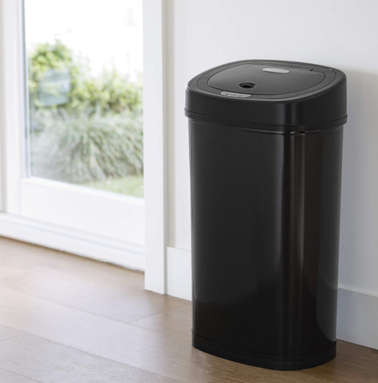 MOTION SENSOR TRASH BIN