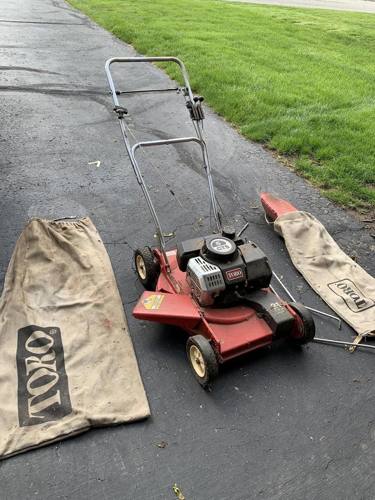 Auction Ohio Toro Mower