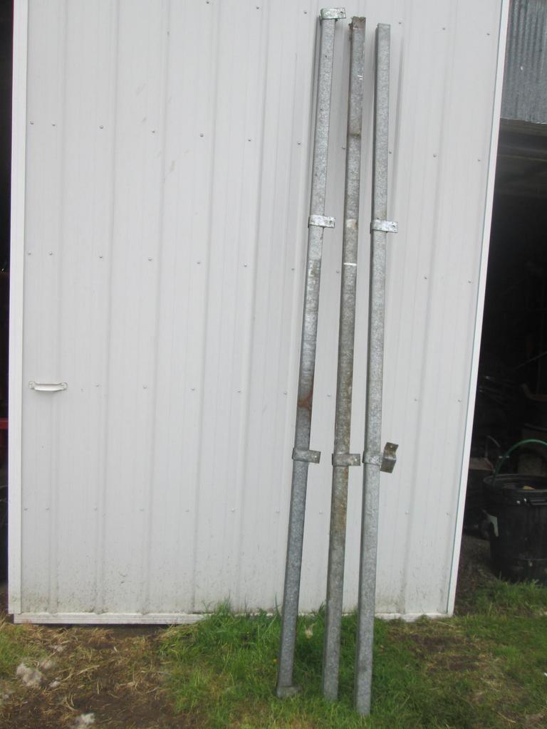 Auction Ohio Barn Door Track