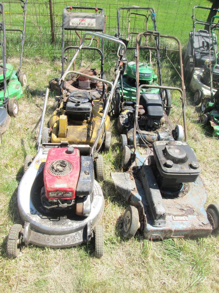 Auction Ohio 6 Push Mowers