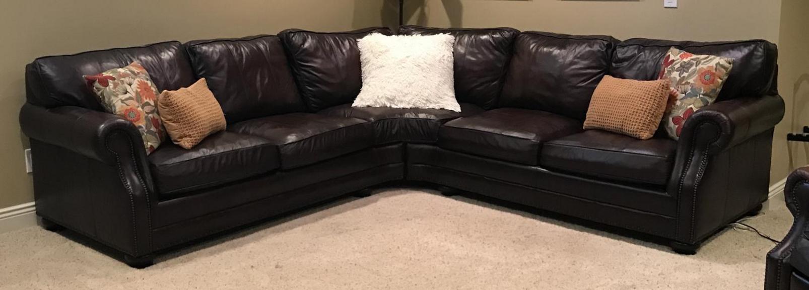 Auction Ohio Bernhardt Leather Sectional