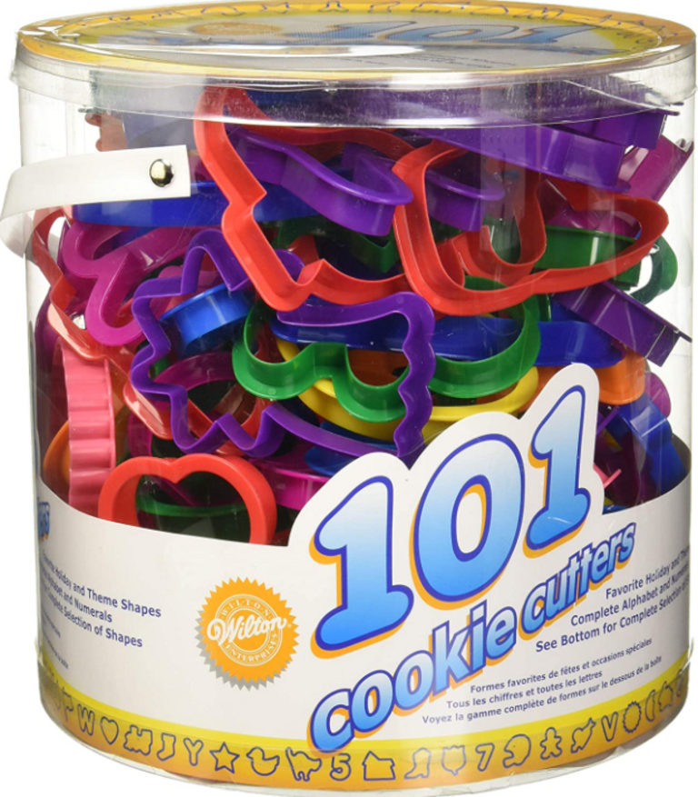 101 PC COOKIE CUTTER SET