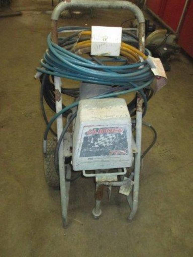 Auction Ohio Glidden Paint Sprayer