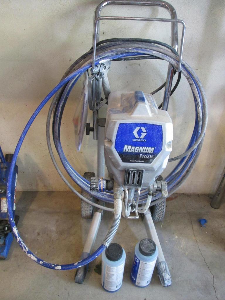 Auction Ohio Graco Magnum Paint Sprayer