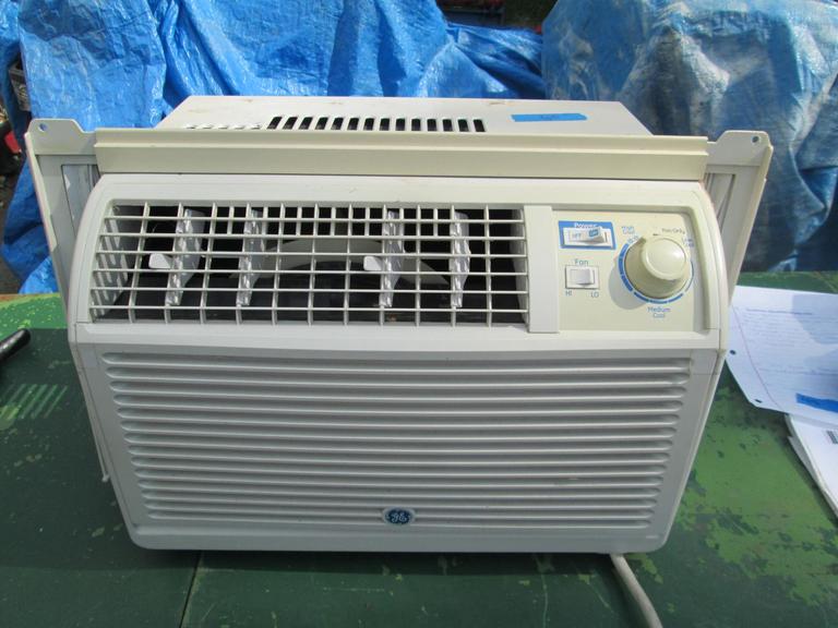 Auction Ohio GE Air Conditioner