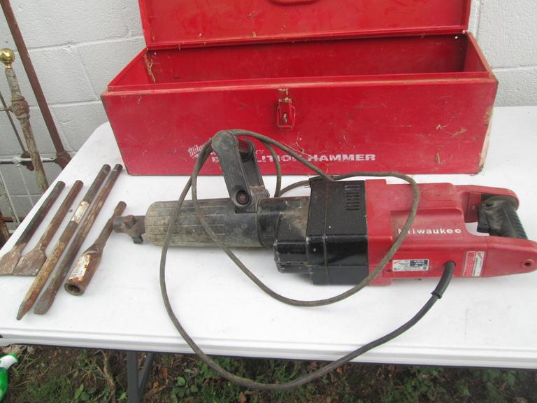 Milwaukee demolition online hammer