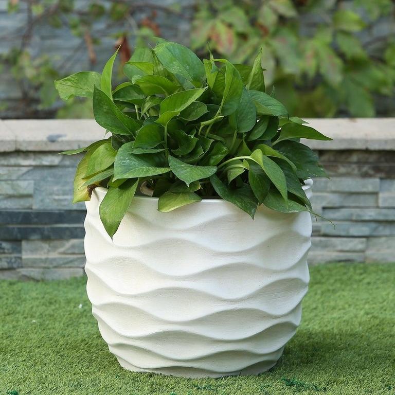  WHITE WAVY PLANTER