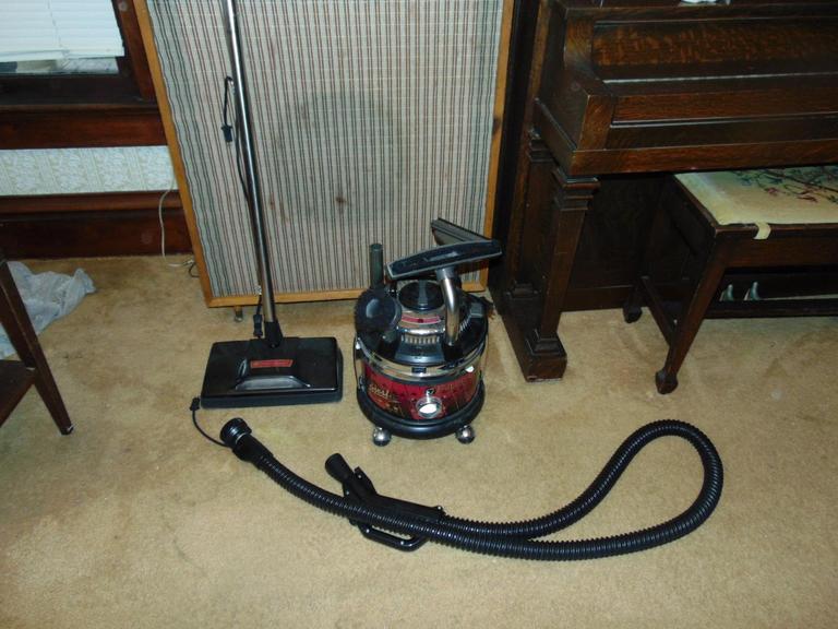 Auction Ohio Filter Queen Sweeper