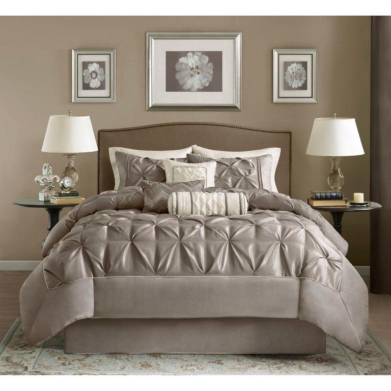 LAFAYETTE KING COMFORTER SET