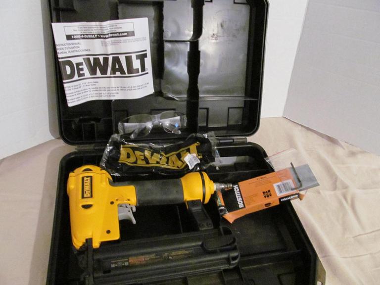 Auction Ohio DEWALT Brad Nailer