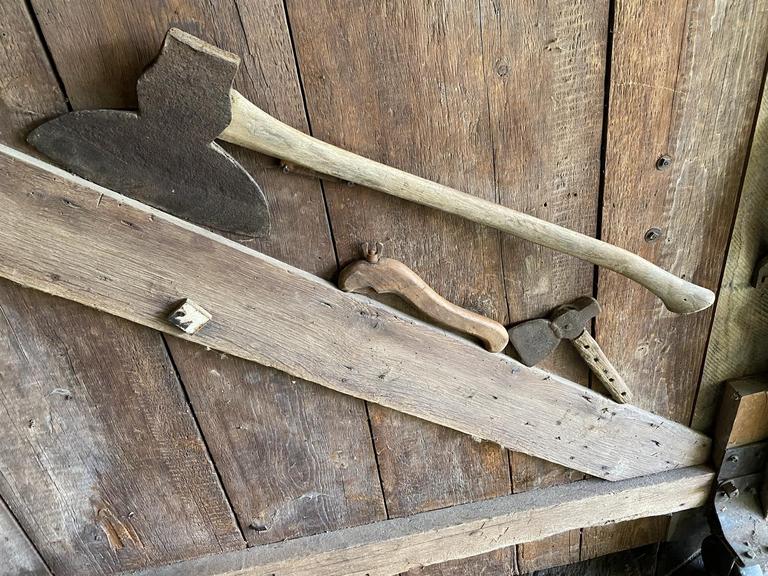 Auction Ohio Broadhead Axe & More