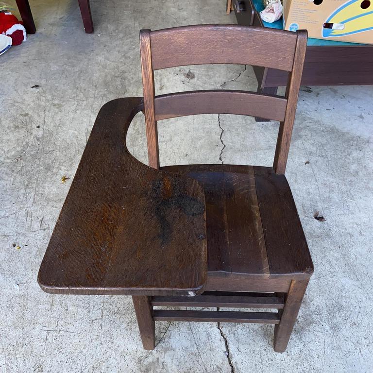 Auction Ohio school desk