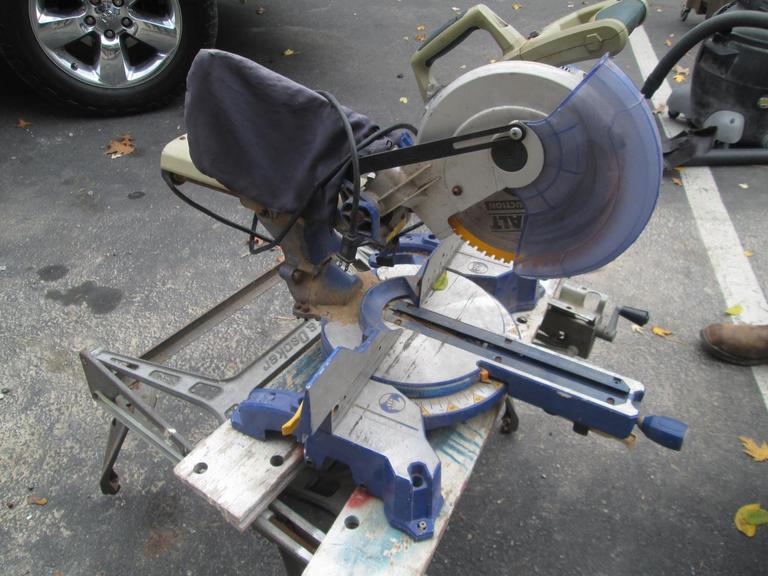 Auction Ohio Kobalt Chop/Slide Saw