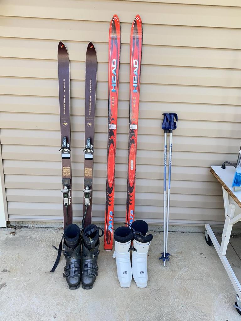 Auction Ohio Ski and boots