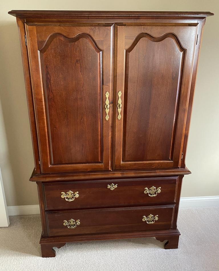 Auction Ohio Pennsylvania House Armoire