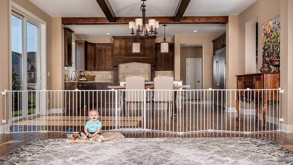 REGALO BABY GATE & PLAYARD
