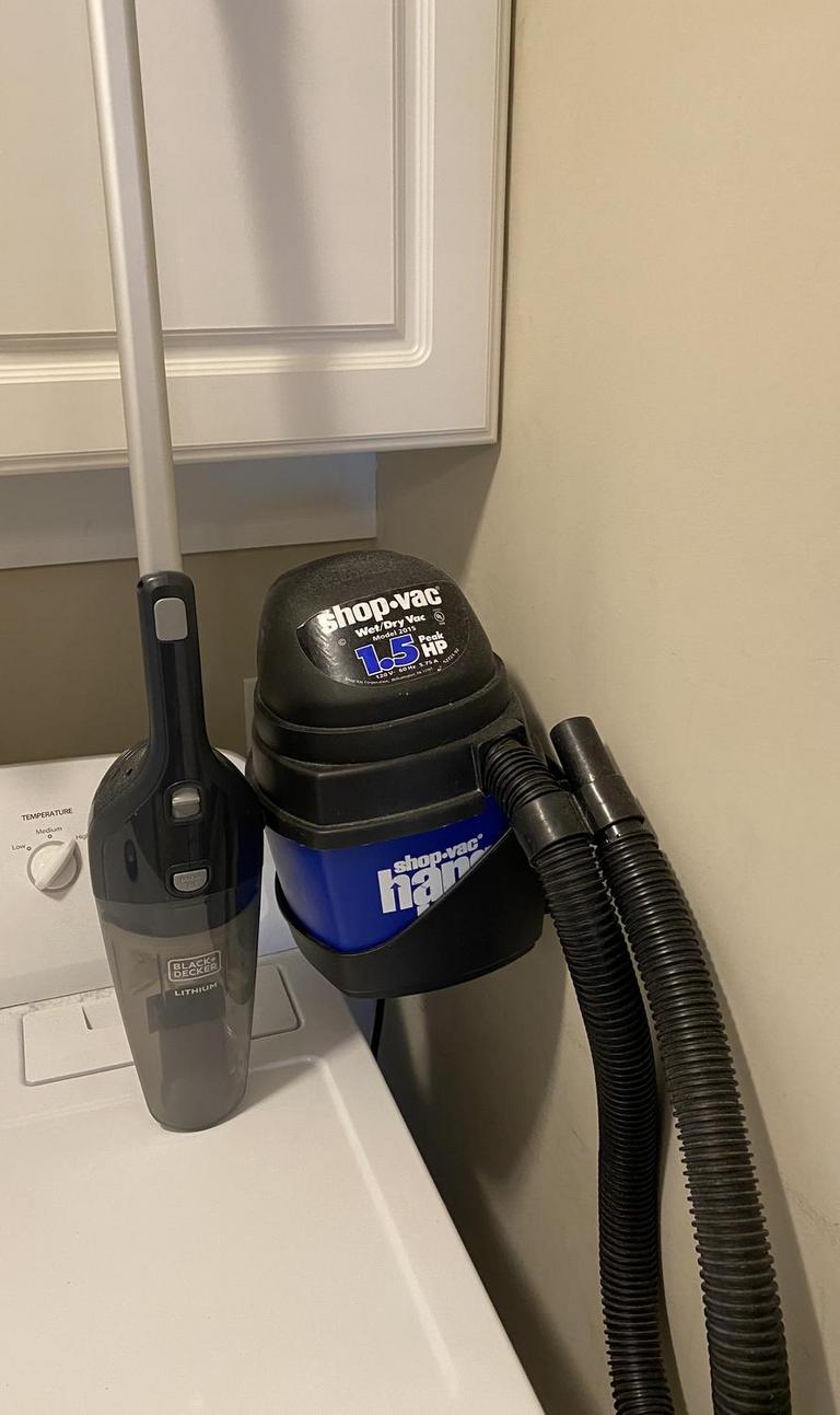 Auction Ohio Small ShopVac & Hand Vac