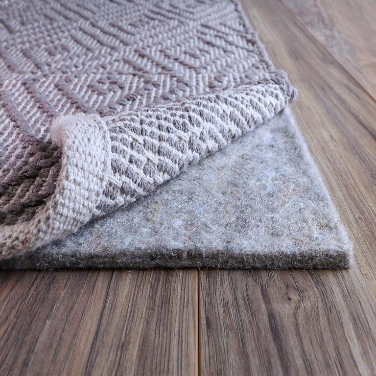 4" ROUND RUG PAD